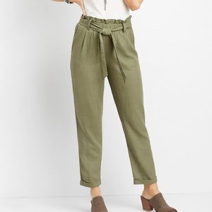 Pink Lily Green paper bag pants